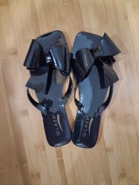 Glaze Black Bow Jelly Flip Flop Sandals